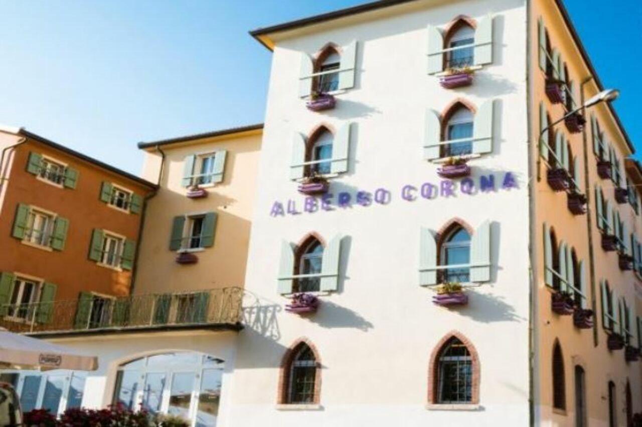 Hotel Corona Spiazzi Di Caprino Exterior foto